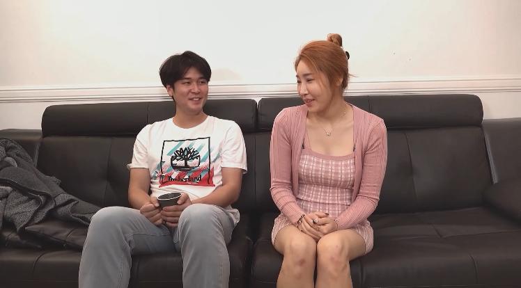 sex mỹ chuppy Em thư ký xinh dâm thế này thì sếp nào không thương